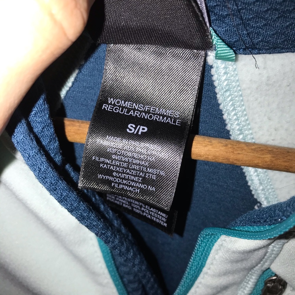 North Face pullover - Picture 3 of 3